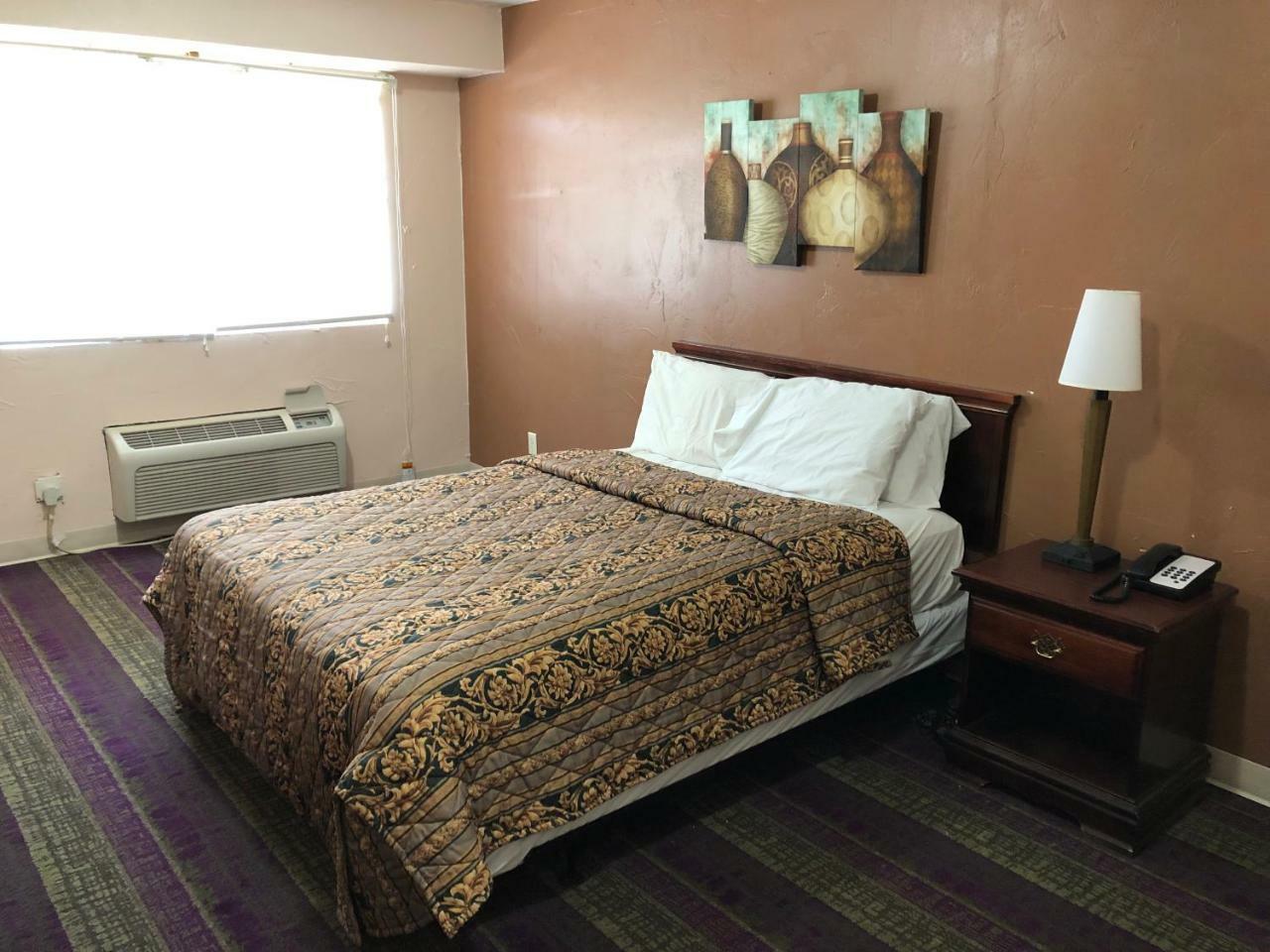 אושקוש Town Motel מראה חיצוני תמונה