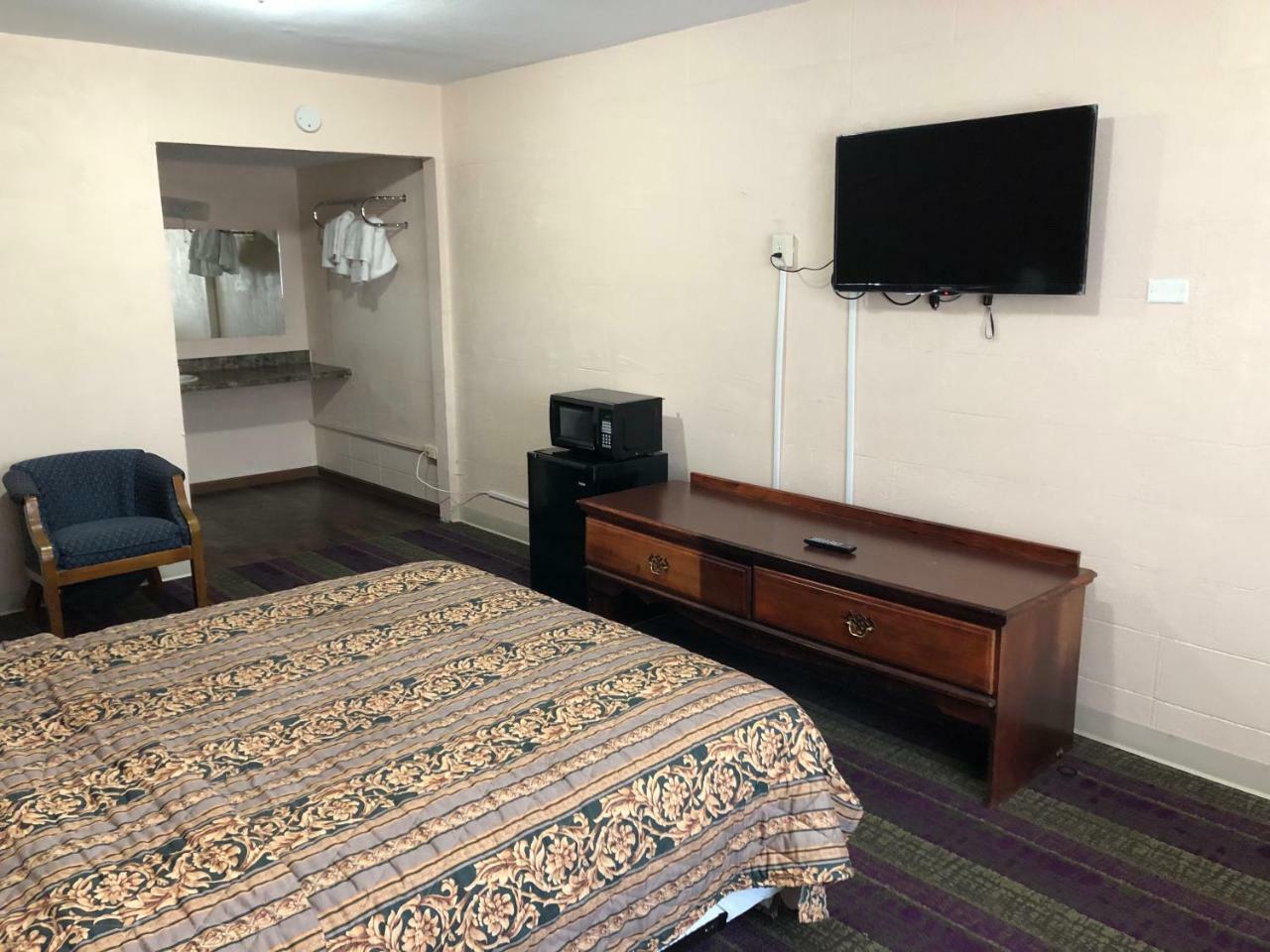 אושקוש Town Motel מראה חיצוני תמונה